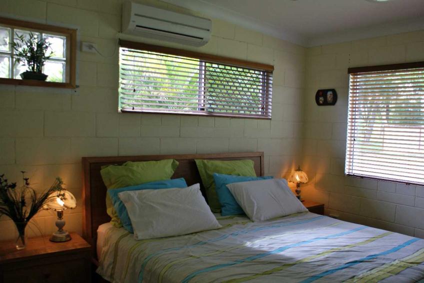 201102162223110.img00116.jpg?property1Page=2&property_id=2