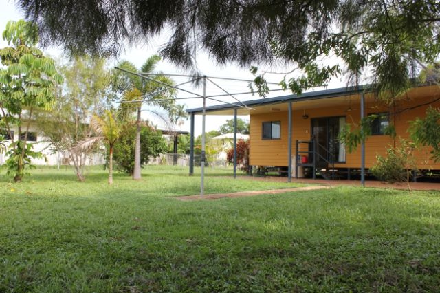 201103042045070.007.jpg?property1Page=2&property_id=3